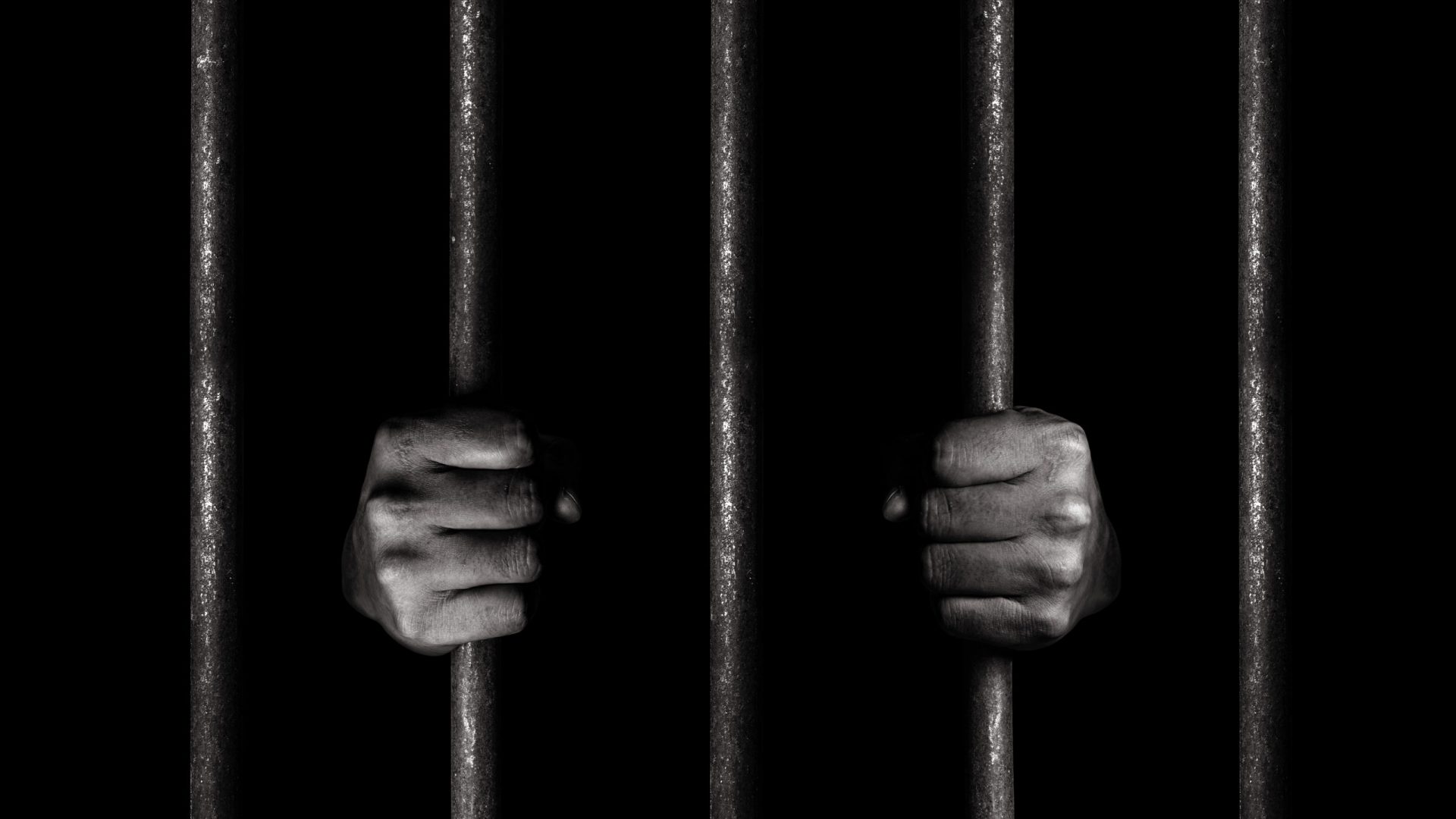 Hands of the prisoner Hands of the prisoner